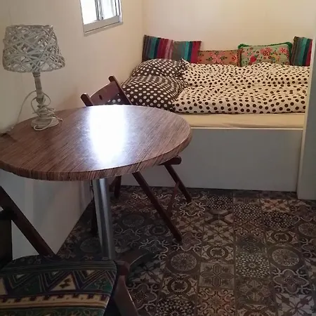 Tinyhouse Natuurhuisje Met Veranda Bij De Molen Tussen Alkmaar En Hoorn Apartmán Oterleek