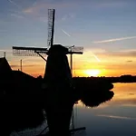 Tinyhouse Natuurhuisje Met Veranda Bij De Molen Tussen Alkmaar En Hoorn * Oterleek
